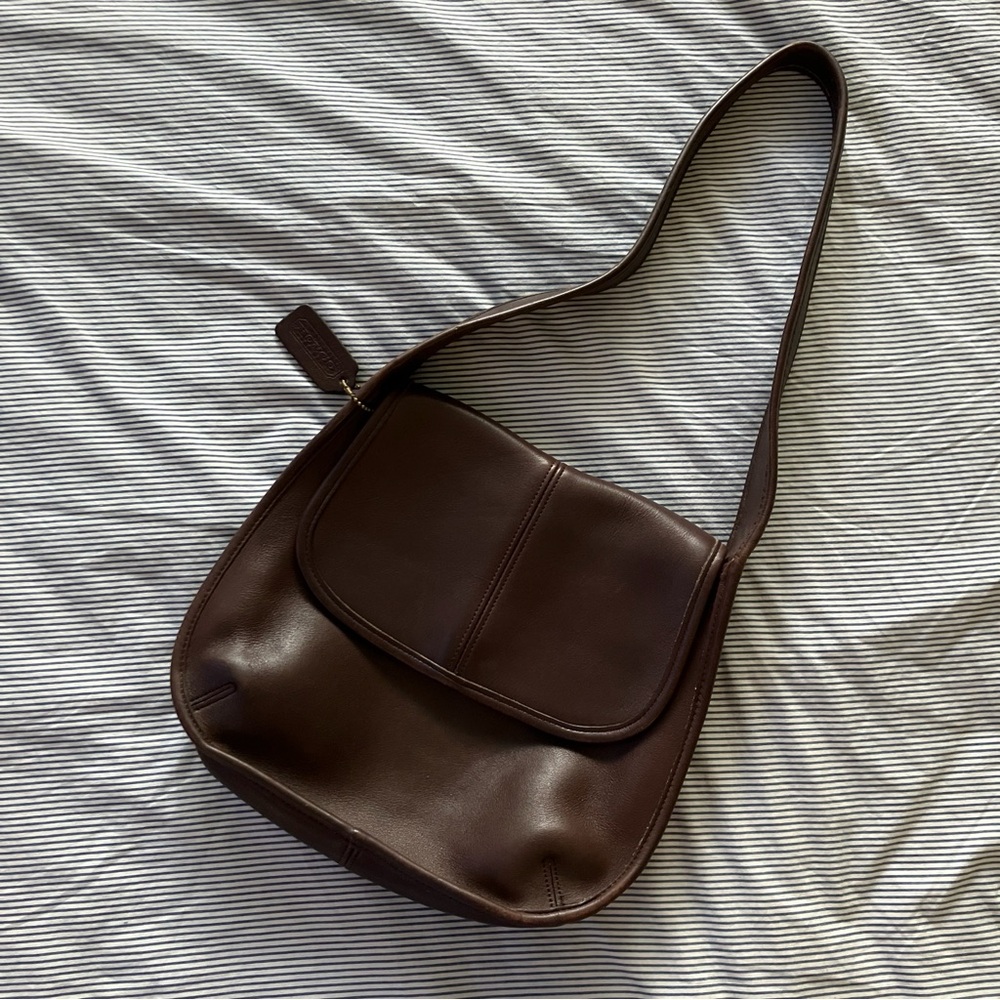 Elegant Brown Leather Men's Bag